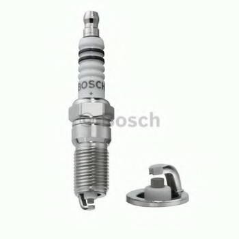 ����� ��������� BOSCH HR7DCX+ ����� 1.1 ��  AUDI 100/A6/A8 3.7-4.2 94-99/CHEVROLET TAHOE 5.3-6.0 99-06, 0242236560