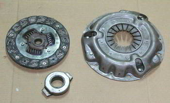 ���������, �������� SACHS NISSAN Almera / Sunny 1.5-1.6  Y10 / N14 / N15 95-, 3000951048